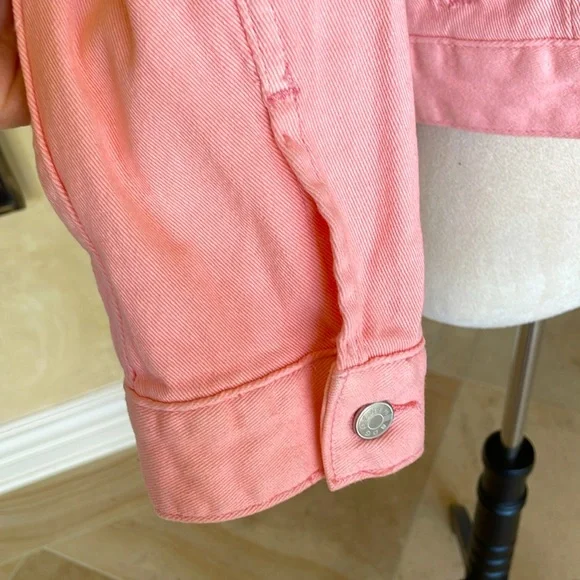 BDG by Urban Outfitters Blush pink denim jacket - Picture 6 of 9